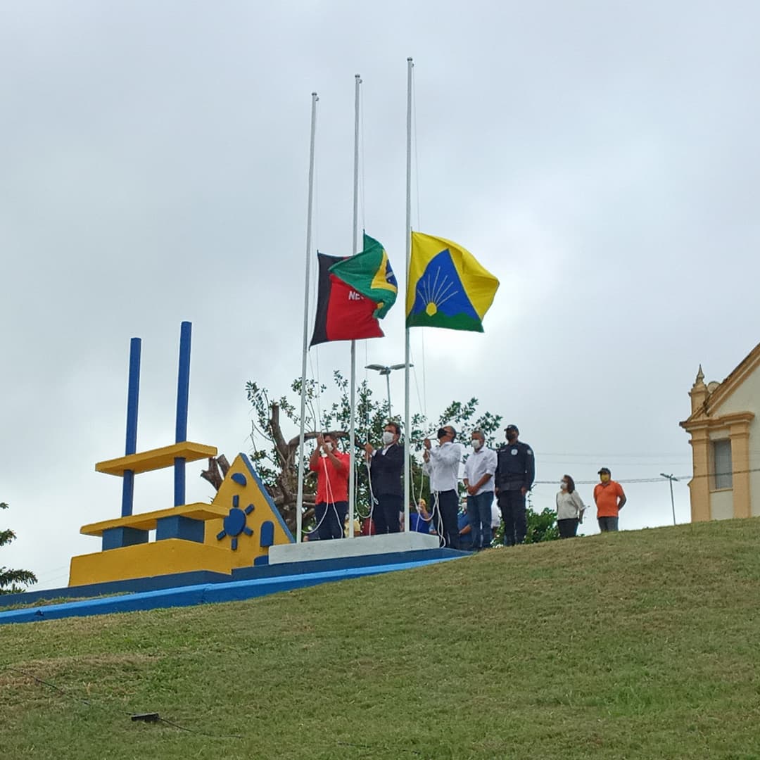 Gestão Municipal realiza solenidade do Hasteamento das Bandeiras, no dia da independência do Brasil